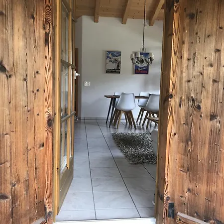 Penthouse - Sez Ner * Obersaxen